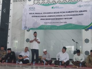 Sosialisasi BPJS Ketenagakerjaan dalam acara halal bihalal PCNU Kabupaten Serang di Ponpes Nurul Abror, Pamarayan, dihadiri tokoh daerah dan pengurus NU, Senin, 6 April 2026