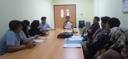 Suasana mediasi antara pekerja dan pihak PT Asietex di Kantor Disnaker Kabupaten Serang yang belum menghasilkan kesepakatan