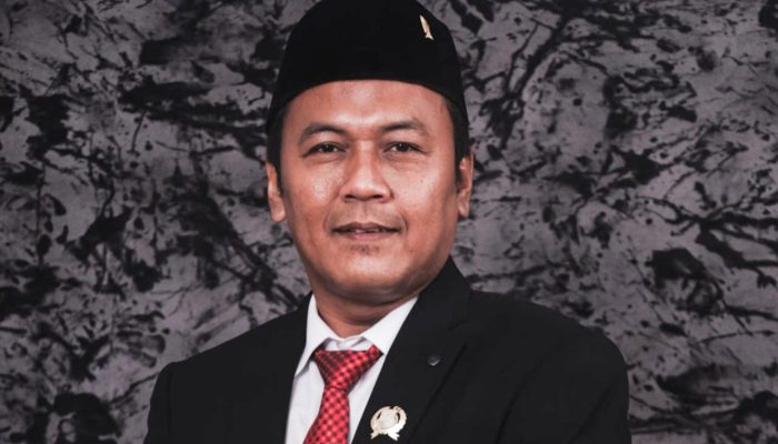 Anggota DPRD Banten saat mengikuti rapat pembahasan Propemperda 2026 yang memuat sejumlah raperda strategis terkait pendidikan, UMKM, hingga tata kelola BUMD.
