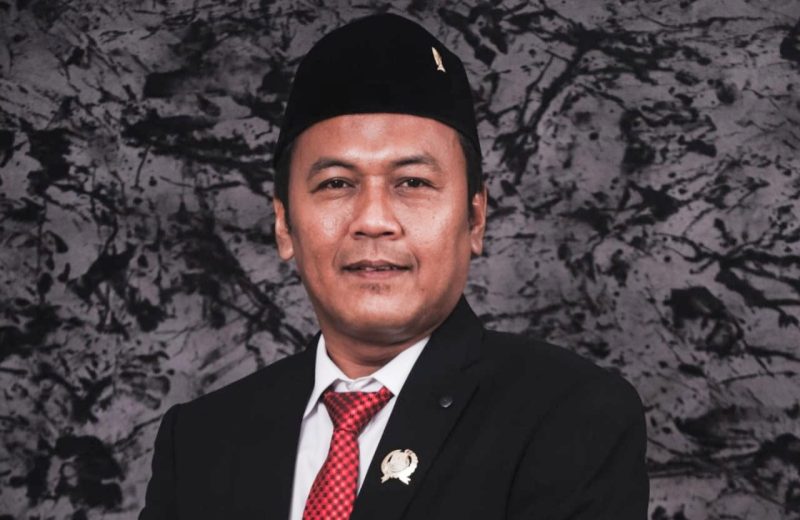 Anggota DPRD Banten saat mengikuti rapat pembahasan Propemperda 2026 yang memuat sejumlah raperda strategis terkait pendidikan, UMKM, hingga tata kelola BUMD.
