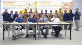 Aparatur kelurahan mengikuti pembinaan pengelolaan data dalam program Kelurahan CANTIK 2026 di Tangerang Selatan