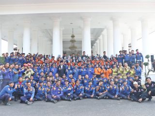 Bupati Serang Ratu Rachmatuzakiyah memimpin upacara peringatan HUT Damkar, Hari Kesiapsiagaan Bencana, dan Hardiknas di Pendopo Bupati Serang