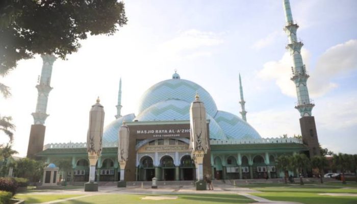 Festival Al-A’zhom 2026 di Kota Tangerang siap digelar pada 15-27 Juni mendatang. Pemkot Tangerang menyiapkan rangkaian syiar Islam, bazar kuliner, lomba Islami hingga gerak jalan sarungan yang diprediksi menyedot ribuan pengunjung