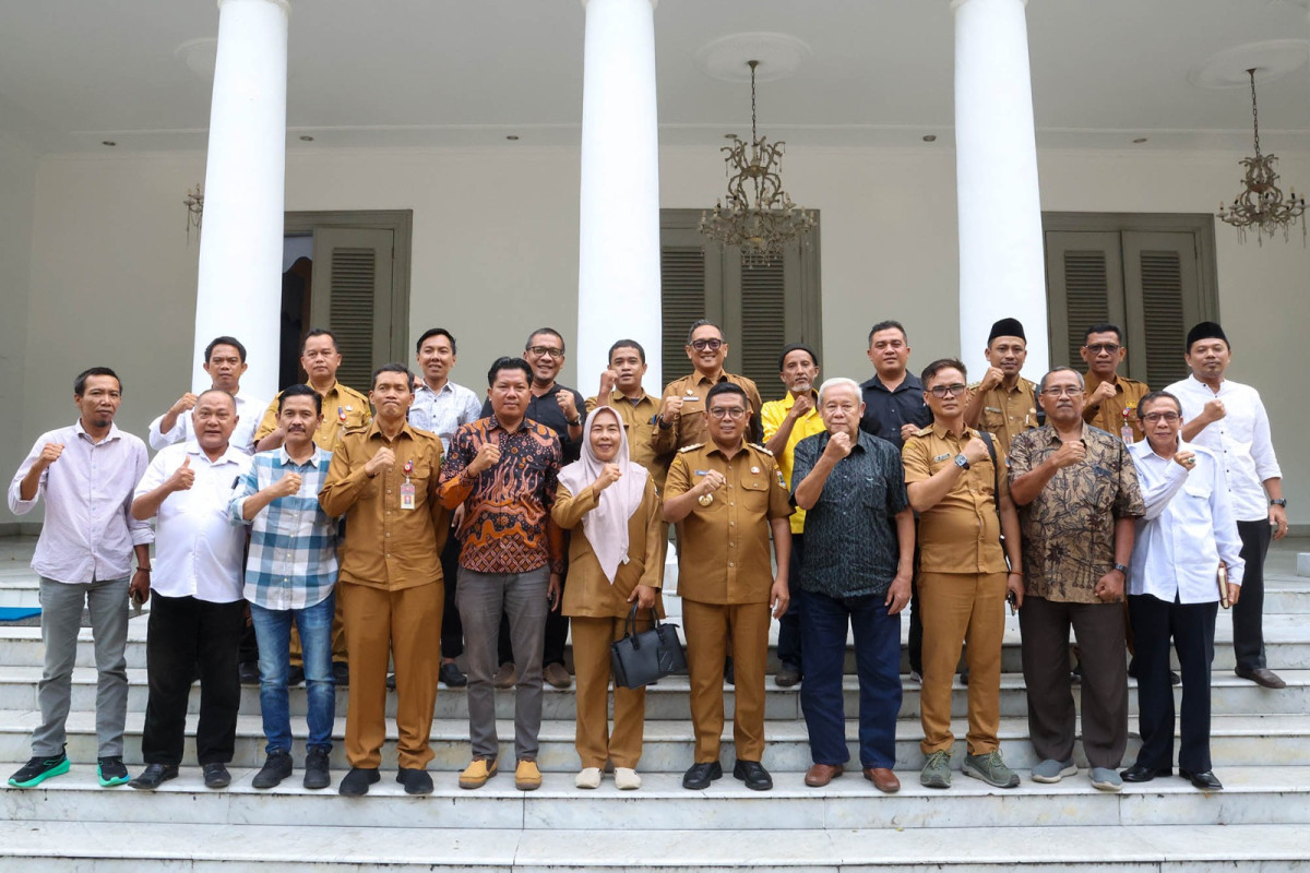 Gubernur Banten Andra Soni terus mendorong pembentukan DOB Kabupaten Cilangkahan. Pemprov Banten mempercepat pembangunan infrastruktur, layanan kesehatan, dan pendidikan di wilayah Banten Selatan.