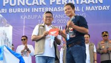 Gubernur Banten Andra Soni bersama Bupati Tangerang Maesyal Rasyid menghadiri perayaan May Day 2026 di Tigaraksa, Kabupaten Tangerang, sekaligus melepas lima ton ikan untuk kegiatan mancing bersama buruh.