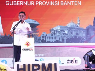 Gubernur Banten Andra Soni membuka Rakerda HIPMI Banten 2026 di Kota Serang dan mengajak pengusaha muda memanfaatkan peluang bisnis sektor pangan serta agrikultur.