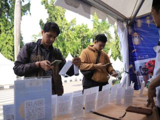 Jobfair Online Kota Tangerang Mei 2026 resmi dibuka dengan 693 lowongan kerja dari 10 perusahaan ternama. Peluang tersedia untuk lulusan SMA, D3, hingga S1 di berbagai posisi strategis.