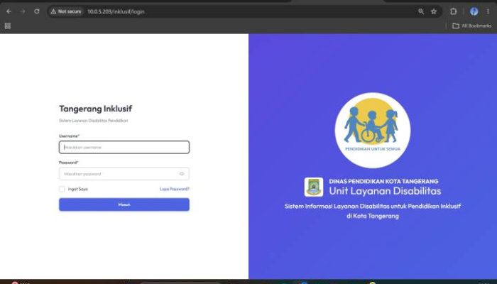 Kepala Dinas Pendidikan Kota Tangerang menunjukkan aplikasi CISADANE yang digunakan untuk memantau layanan pendidikan inklusif bagi siswa penyandang disabilitas.
