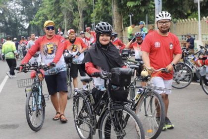 Komunitas Federal Tangerang atau Fedtang membuktikan sepeda lawas bukan sekadar hobi. Lewat solidaritas, kegiatan sosial, hingga dukungan UMKM, komunitas ini berkembang menjadi wadah persaudaraan yang kuat di Tangerang.