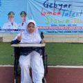 Nayla Alifia, siswi tunadaksa asal SKH YDKW 03 Kota Tangerang, menunjukkan semangat belajar dan berkarya melalui dunia sastra hingga berhasil melaju ke ajang FLS3N tingkat Provinsi Banten 2026