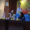 Pelaku UMKM mengikuti pelatihan peningkatan desain dan daya saing produk yang digelar Disperindagkop UKM Kota Tangerang di Gedung Cisadane.