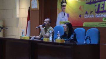 Pelaku UMKM mengikuti pelatihan peningkatan desain dan daya saing produk yang digelar Disperindagkop UKM Kota Tangerang di Gedung Cisadane.