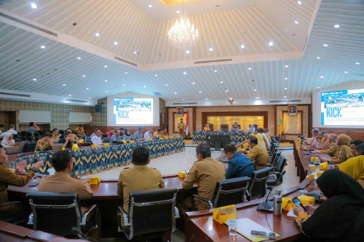 Pemerintah Kota Tangerang mulai merealisasikan pembangunan Flyover Sudirman untuk mengatasi kemacetan kronis di Pasar Induk hingga Tanahtinggi. Proyek strategis ini digadang menjadi solusi transportasi modern dan aman bagi masyarakat.