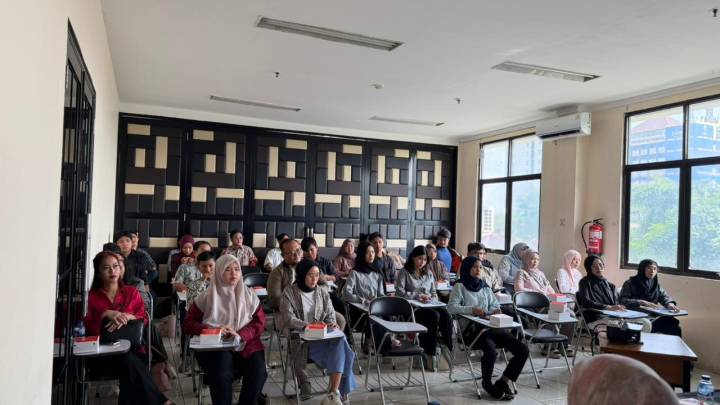 Pemkot Tangerang memperkuat perlindungan calon pekerja migran melalui sosialisasi jalur kerja luar negeri resmi dan aman. Warga diminta waspadai modus penyalur ilegal yang menjanjikan gaji besar tanpa perlindungan hukum.