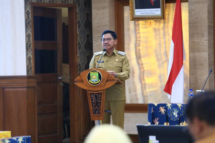 Pemkot Tangerang mulai mematangkan pembangunan Flyover Sudirman untuk mengurai kemacetan parah di jalur KRL Duri–Tangerang. Proyek strategis ini ditargetkan mulai dibangun awal 2027.