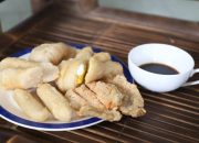 Pempek 88 Tangerang Meledak, Cuko Hitam Khas Palembang Bikin Pembeli Rela Antre dan Ketagihan