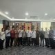 Pengurus IKA UIN SMH Banten periode 2026-2030 saat melakukan silaturrahim dengan Rektor UIN SMH Banten Prof Muhammad Ishom di Gedung Rektorat, Senin 11 Mei 2026.