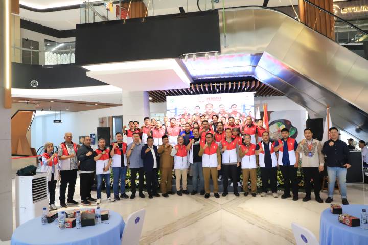 Perbasi Kota Tangerang periode 2026-2030 resmi dilantik. Kepengurusan baru memasang target besar mencetak atlet basket berprestasi hingga menatap PON 2032.