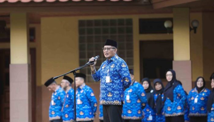 Peringatan Harkitnas 2026 di Kota Tangerang menjadi momentum evaluasi kinerja ASN. Sekda Herman Suwarman menyoroti pelayanan publik, disiplin pegawai, hingga serapan anggaran yang baru mencapai 25,9 persen.