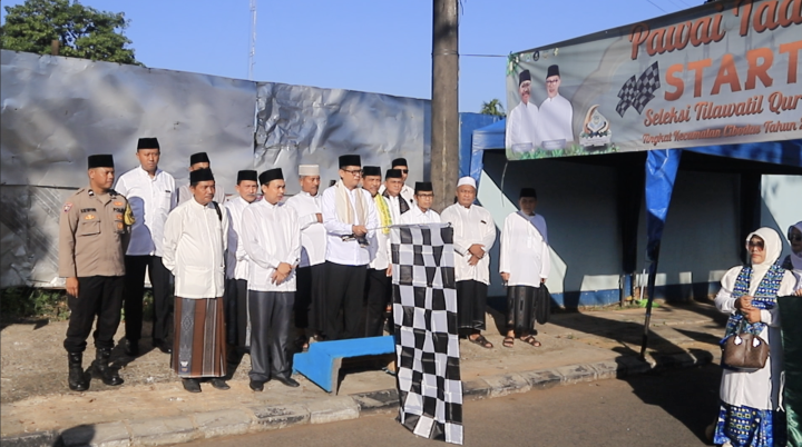 Peserta kafilah dari enam kelurahan di Kecamatan Cibodas mengikuti pawai taaruf pembukaan STQ 2026 dengan penuh semangat dan nuansa religius.