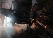 Detik-detik Truk Terbakar di Tol Jakarta-Tangerang, Api Mendadak Mengamuk dari Kabin Sopir