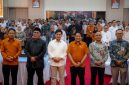Petugas BPS melakukan pendataan door to door kepada pelaku usaha dalam pelaksanaan Sensus Ekonomi 2026