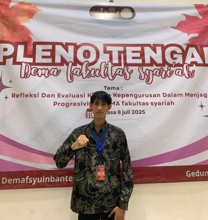 Profil Muhamad Syahid, Presiden Mahasiswa DEMA UIN Sultan Maulana Hasanuddin Banten 2026, dikenal aktif di organisasi, advokasi mahasiswa, dan kegiatan dakwah kampus.