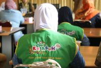 Puluhan orang tua siswa mengikuti pelatihan pengolahan pangan sehat berbasis B2SA yang digelar DKP Kota Tangerang di SMPN 1 Tangerang.