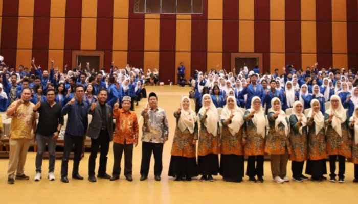 Sebanyak 500 siswa SMKN 1 Tangerang mengunjungi UIN SMH Banten untuk mengenal dunia kampus, program studi unggulan, hingga integrasi sains dan ilmu keagamaan modern.