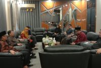 Rektor UIN Sultan Maulana Hasanuddin Banten bersama jajaran pimpinan kampus saat melakukan kunjungan studi tiru penerapan ISO ke IAIN Pontianak.