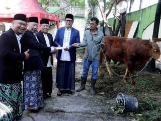 Sachrudin-Maryono Gaungkan Semangat Kurban dan Kepedulian Sosial di Masjid Raya Al-Azhom
