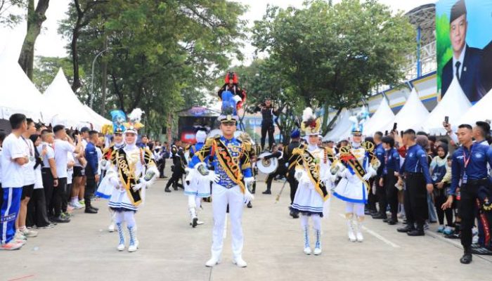 Ribuan peserta mengikuti Fun Run IMPACT Fest 2026 di Stadion Benteng Reborn, Kota Tangerang, Minggu pagi. Acara semakin meriah dengan penampilan Vierratale dan bazar kuliner.