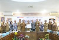 Wakil Bupati Serang Muhammad Najib Hamas saat menghadiri Rapat Pleno TPAKD Kabupaten Serang 2026 bersama jajaran OPD, OJK, dan perbankan di Aula KH Syam’un.