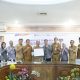 Wakil Bupati Serang Muhammad Najib Hamas saat menghadiri Rapat Pleno TPAKD Kabupaten Serang 2026 bersama jajaran OPD, OJK, dan perbankan di Aula KH Syam’un.