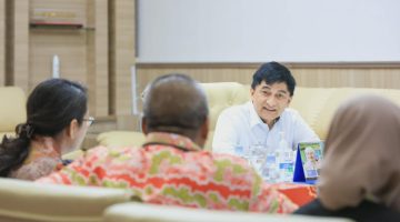 Wakil Gubernur Banten Achmad Dimyati Natakusumah menerima kunjungan Kepala BPS Provinsi Banten Yusniar Juliana untuk membahas penguatan data pembangunan dan sinkronisasi kebijakan daerah.