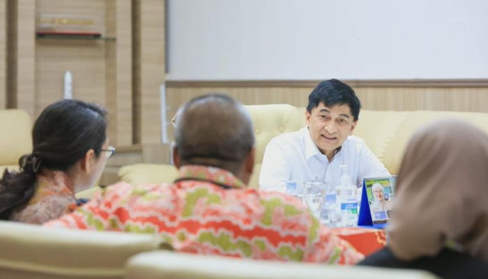 Wakil Gubernur Banten Achmad Dimyati Natakusumah menerima kunjungan Kepala BPS Provinsi Banten Yusniar Juliana untuk membahas penguatan data pembangunan dan sinkronisasi kebijakan daerah.