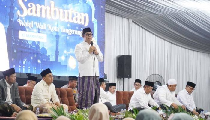 Wali Kota Tangerang Sachrudin dan Wakil Wali Kota Maryono mengajak masyarakat melawan hoaks dan menjaga kondusivitas kota dalam pengajian bulanan Pemkot Tangerang yang juga membahas program prioritas daerah.