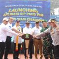 Wali Kota Tangerang Sachrudin saat meluncurkan aplikasi CISADANE dalam kegiatan O2SN dan FLS3N 2026 di Stadion Benteng Reborn sebagai langkah memperkuat pendidikan inklusif berbasis digital