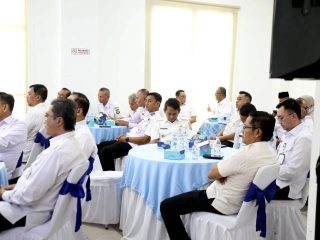 Wali Kota Tangerang Sachrudin saat membuka Pelatihan Komunikasi Publik bagi pimpinan perangkat daerah di Gedung Graha Bhakti Karya, Tangerang