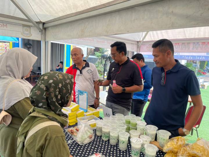Warga mengikuti layanan konseling keluarga dan psikolog gratis di Puspaga Kota Tangerang yang disediakan DP3AP2KB untuk memperkuat ketahanan keluarga dan kesehatan mental masyarakat.