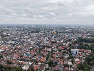 Langit Tangerang Bersahabat Sepekan, BMKG Ingatkan Ancaman Petir Menguat di Akhir Pekan