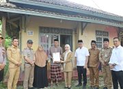 Bupati Serang Antar Langsung Sertipikat ke Rumah Warga, Ratu Zakiyah Pastikan Program PTSL Gratis dan Bebas Pungli