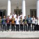 Gubernur Banten Andra Soni menerima kunjungan Pengurus Besar Pelajar Islam Indonesia (PB PII) di Gedung Negara Provinsi Banten, Kota Serang, membahas kolaborasi peningkatan kualitas sumber daya manusia melalui pendidikan dan pengembangan kepemimpinan pelajar.