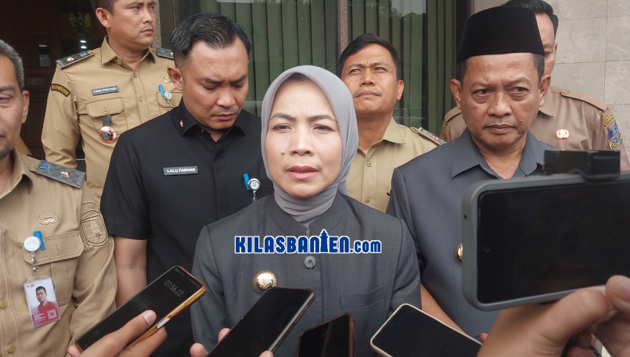 Jadwal Bupati Serang Ratu Rachmatuzakiyah saat menghadiri agenda pemerintahan di Pendopo Kabupaten Serang. Hari ini Bupati dijadwalkan melepas Kontingen PENAS XVII sekaligus menyerahkan santunan BPJS Ketenagakerjaan