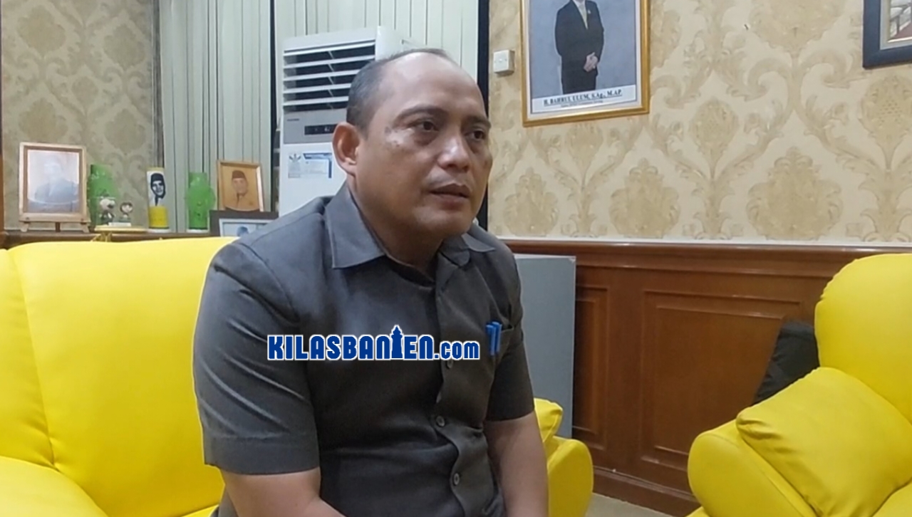 Ketua DPRD Kabupaten Serang Bahrul Ulum meminta Dinas Pendidikan membuka data rinci terkait dugaan belasan ribu anak usia sekolah yang belum mengenyam pendidikan di Kabupaten Serang.