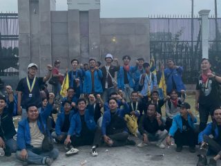 Ketua PC PMII Kabupaten Serang menyampaikan sikap organisasi yang meminta PB PMII memberikan penjelasan terbuka terkait perubahan lokasi aksi demonstrasi dan munculnya tuntutan reshuffle kabinet.