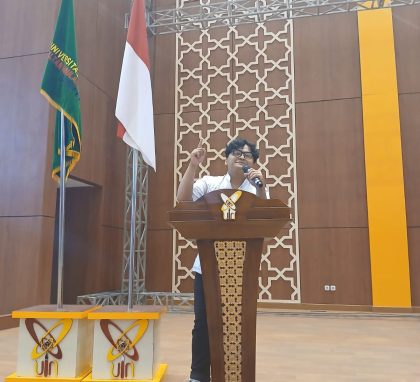 Koordinator dan pengurus DEMA PTKIN saat menyampaikan sikap terkait dugaan intimidasi terhadap mahasiswa yang mengkritisi isu Food Estate dan dinamika kekuasaan di Papua.