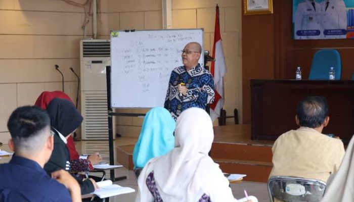 Peserta Diklat Perkoperasian dan lomba cerdas cermat mengikuti rangkaian kegiatan yang digelar Disperindagkop UKM Kota Tangerang di Gedung Cisadane sebagai upaya memperkuat kapasitas dan daya saing koperasi menuju era digital.