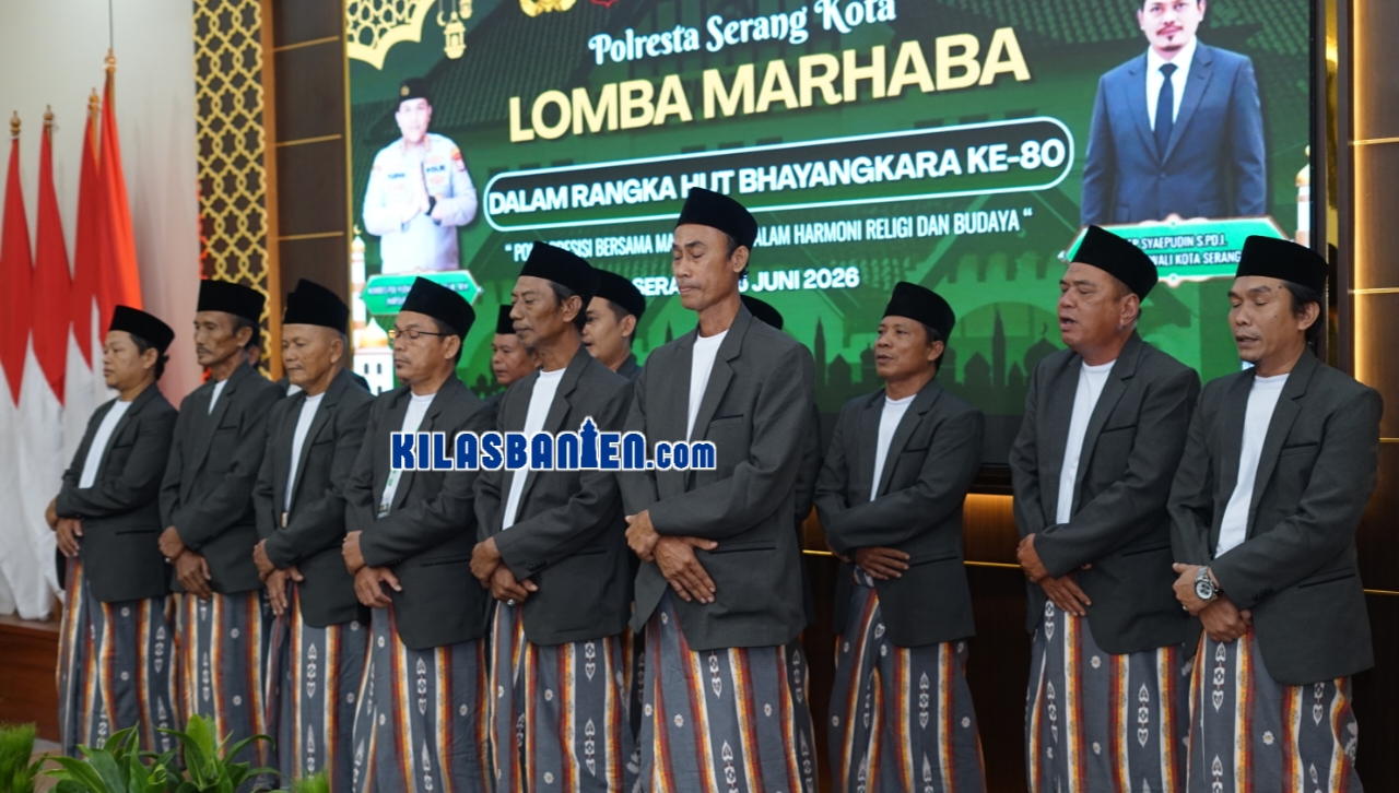 Peserta Lomba Marhaban bersama Biwali dalam rangka HUT Bhayangkara ke-80 di Aula Wicaksana Laghawa, Selasa (16/6/2026).