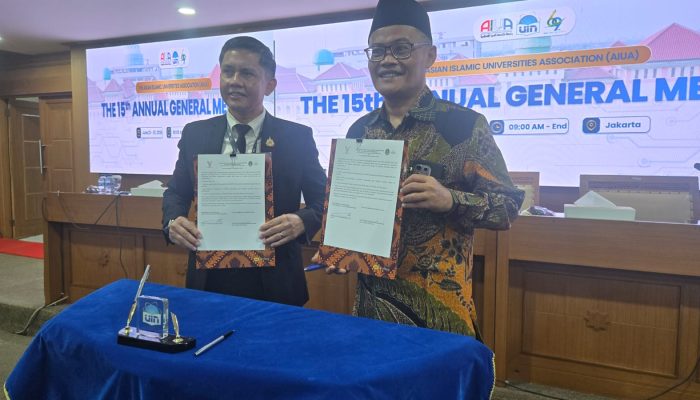 Rektor UIN Sultan Maulana Hasanuddin Banten Prof. Muhammad Ishom bersama Kepala International Office Dr. Siti Solehah menghadiri AIUA 2026 di Jakarta dan menandatangani kerja sama dengan sembilan perguruan tinggi dari Asia.